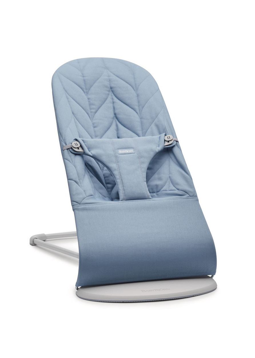 Кресло-шезлонг Baby Bjorn Bliss Cotton Blue, голубой MC/BBJ0061/23 от 26  820 ₽ — купить с доставкой в интернет-магазине