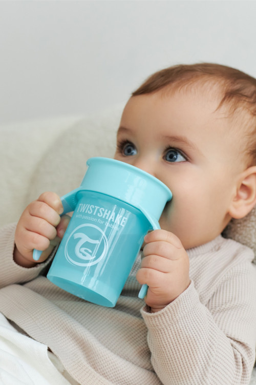 Поильник Twistshake Mini Cup синий 230 мл