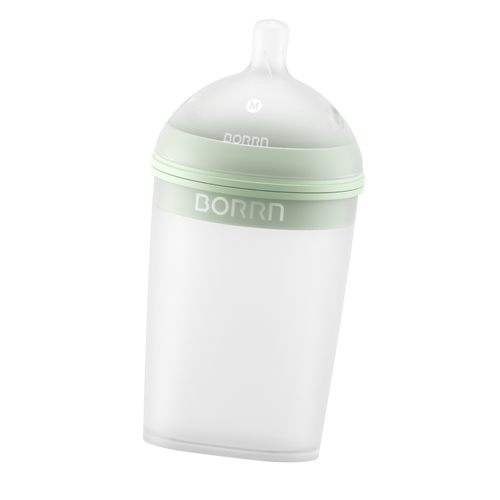 Бутылочка для кормления из силикона с держателем из пластика borrn baby feeding bottle 240 мл